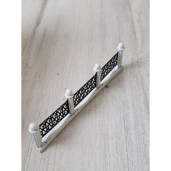 Dept 56 black fence snow village accessory Xmas - Picture 4 of 5